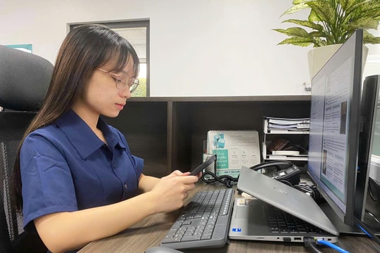 Giới trẻ với 'sách số'