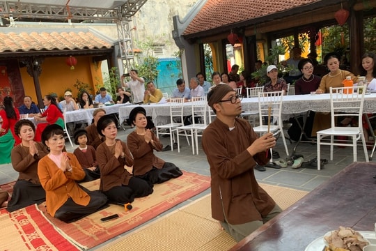Lễ giỗ Tổ hát xẩm ở Hải Phòng