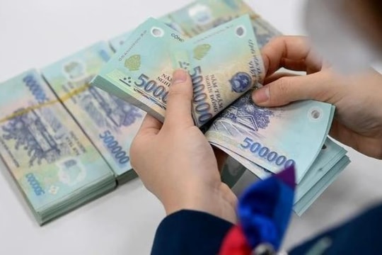 Đồng thuận giảm lãi suất, hỗ trợ mục tiêu tăng trưởng