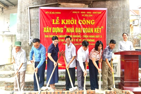 Khởi công nhà ‘Đại đoàn kết’ cho 2 hộ dân xã Tiên Lãng