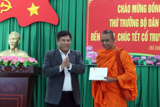 Bộ Dân tộc và Tôn Giáo chúc Tết Chôl Chnăm Thmây tại Cần Thơ ​