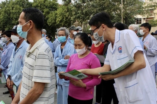 Free tuberculosis testing for residents in western part of Hai Phong