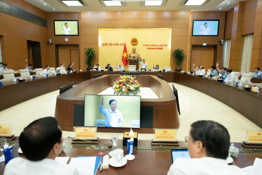 Ủy ban Thường vụ Quốc hội thông qua nguyên tắc thành lập thành phố Đồng Nai