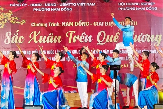 Đưa văn hóa, văn nghệ đến gần người dân