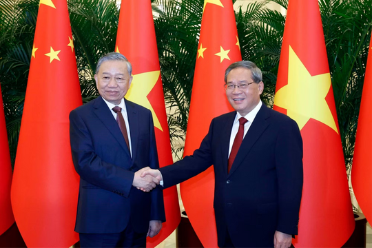 Tổng Bí thư, Chủ tịch nước Tô Lâm hội kiến Thủ tướng Quốc vụ viện Trung Quốc Lý Cường
