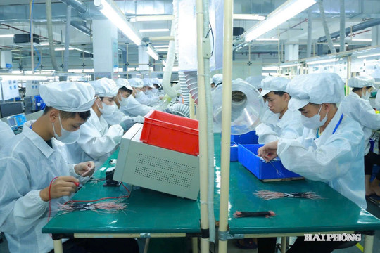 Nghị quyết 10 tạo động lực mới thu hút đầu tư nước ngoài chất lượng cao