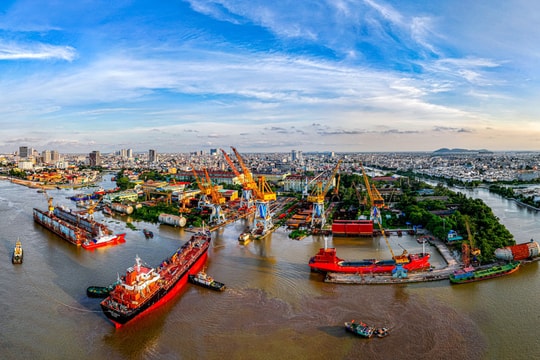 Shipbuilding hub that never rests