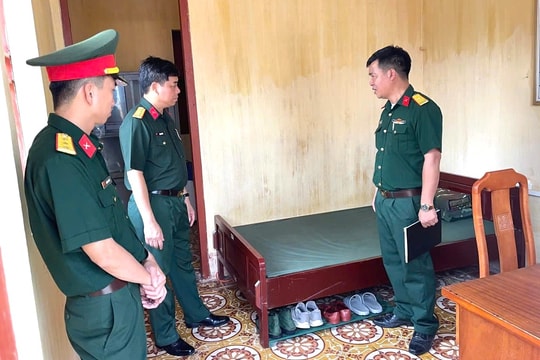 Kiểm tra toàn diện Tiểu đoàn Phòng thủ đảo Bạch Long Vĩ