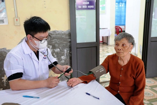 Phường Nam Triệu khám sức khỏe miễn phí cho 150 người cao tuổi