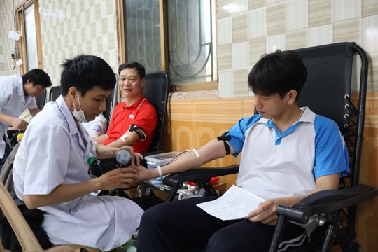 'Đường An - Ngàn trái tim hồng' thu về 219 đơn vị máu