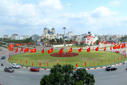 Phơi phới tháng tư