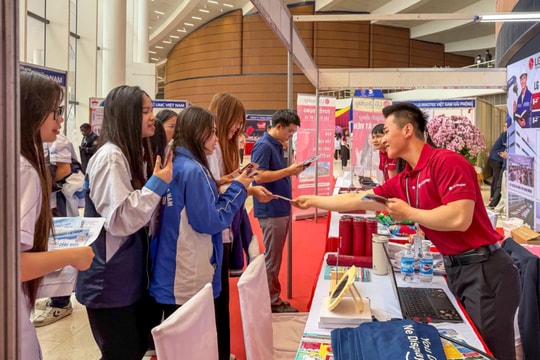 Gỡ nút thắt nhân lực khu công nghiệp, khu kinh tế