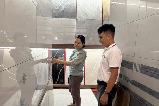 Giá vật liệu xây dựng tăng cao, người dân gặp khó