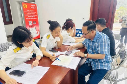 Raising tax exemption threshold to 1 billion VND