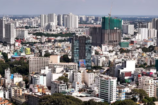 Lãi suất cao khiến dòng tiền vào bất động sản chọn lọc hơn