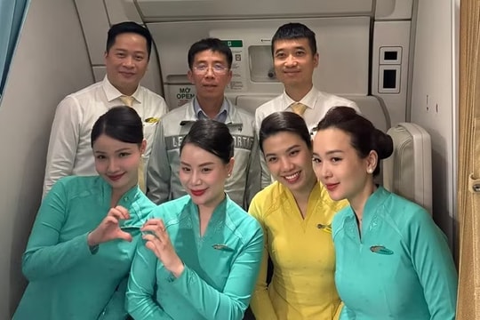 Bác sỹ Bệnh viện Bạch Mai cứu hành khách trên chuyến bay đi Pháp