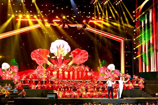 Red Flamboyant Festival - Hai Phong 2026 opens with a spirit of convergence and development aspirations