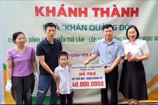 Trao nhà 'Khăn quàng đỏ' tặng học sinh khó khăn phường Phù Liễn