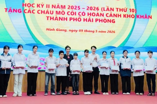 60 suất học bổng chắp cánh ước mơ cho học sinh khó khăn ở Hải Phòng