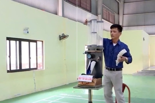 Thầy giáo đam mê sáng chế