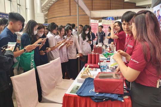Kết nối nhà trường với doanh nghiệp, mở rộng cơ hội việc làm