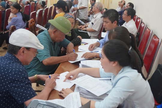 Hơn 260 hộ dân Kim Thành nhận tiền bồi thường dự án điểm dân cư nghìn tỷ