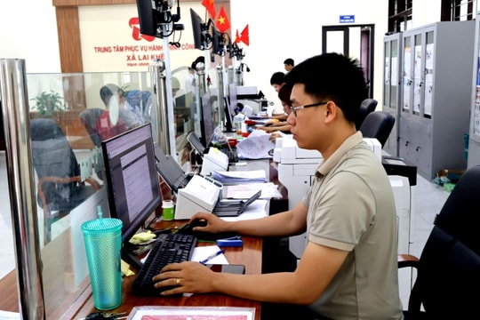 Tạo động lực bằng chính sách tiền lương