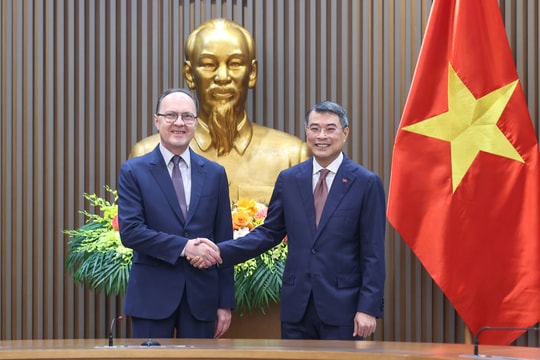 Thủ tướng Chính phủ Lê Minh Hưng tiếp Đại sứ Liên bang Nga tại Việt Nam