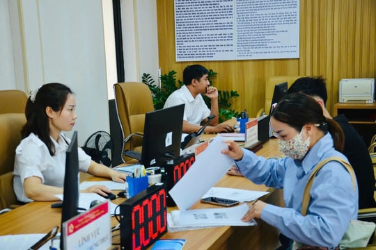 Chính quyền xã Kiến Hải thân thiện, hành chính hiện đại