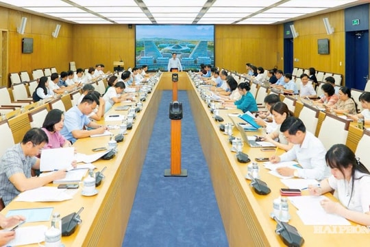 Hải Phòng xem xét tổ chức lại các phòng chuyên môn cấp xã