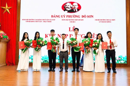 Đồ Sơn chăm lo phát triển đảng viên trẻ