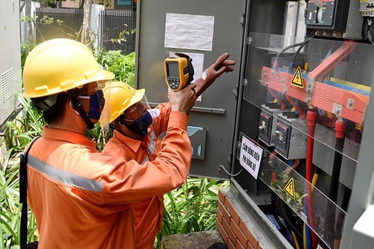 Tiêu thụ điện liên tiếp lập kỷ lục, NSMO kêu gọi người dân tiết kiệm điện