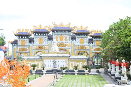 Vẻ đẹp chùa Cao Linh