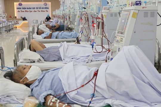 Người bệnh chạy thận cần lưu ý gì trong mùa nắng nóng?