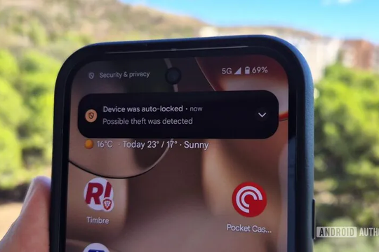 iPhone sắp có tính năng tự khóa chống cướp
