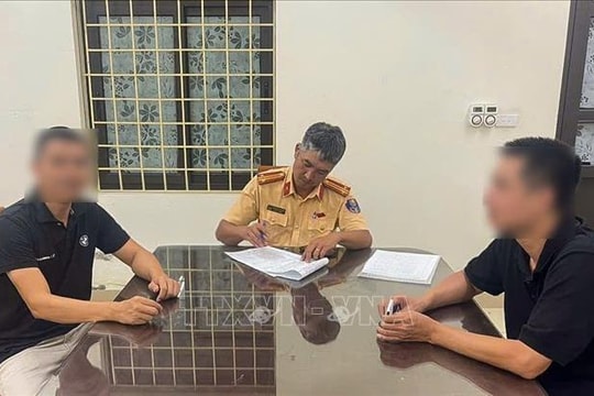 Phạt nặng tài xế ô tô không chấp hành hiệu lệnh của Cảnh sát giao thông