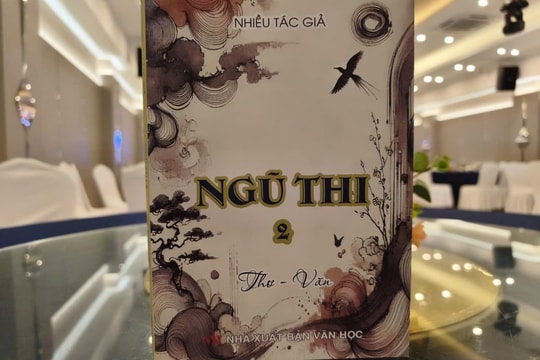 Nhóm Ngũ Thi ra mắt tập sách 'Ngũ Thi 2 - Thơ và Văn'
