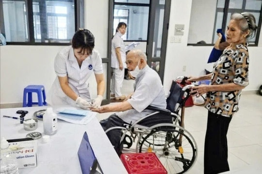 Lan tỏa chính sách nhân văn chăm lo sức khỏe người cao tuổi
