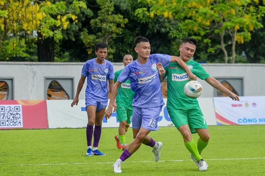 Bóng đá công nhân thành phố Cảng ghi dấu ấn bằng tinh thần Fair-play