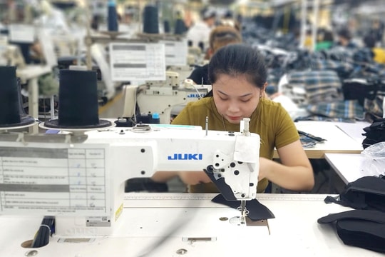 Doanh nghiệp công nghiệp thu hút thêm lao động