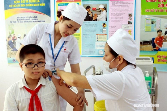 Rà soát các mũi tiêm chủng cho trẻ trước khi vào năm học mới, tránh lây lan dịch bệnh