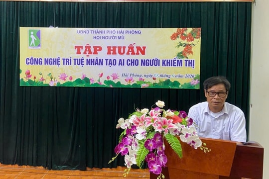 Hội Người mù thành phố mở lớp học AI cho người khiếm thị