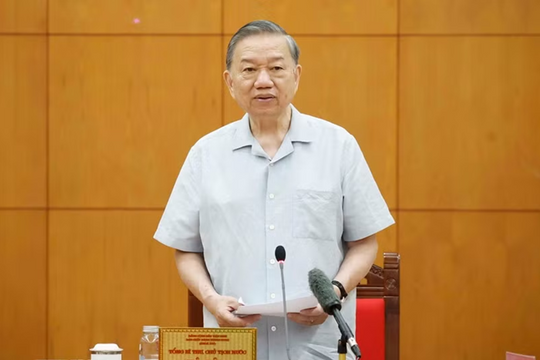 Cần đổi mới tư duy và tầm nhìn phát triển biển