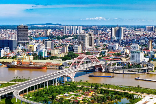 Mục tiêu tăng trưởng bình quân 13%, phấn đấu 14%. Bài cuối: Để Hải Phòng thành 'tâm điểm' phát triển