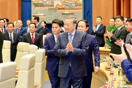 Từ Hải Phòng đến khát vọng tăng trưởng 2 con số của Việt Nam. Bài 1: Động lực nào làm nên ‘hiện tượng’ Hải Phòng?