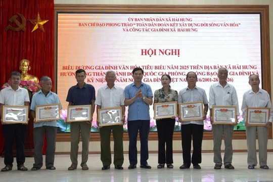 Xã Hải Hưng biểu dương 17 gia đình văn hóa tiêu biểu