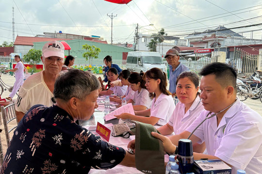 Hướng tới hệ thống an sinh xã hội đa tầng, bao trùm vào năm 2030