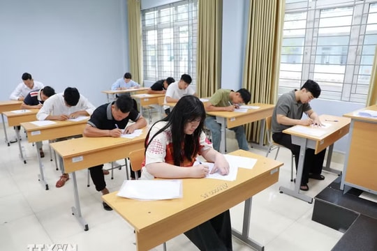 Cả nước có 12 thí sinh bị đình chỉ thi môn ngữ văn tốt nghiệp THPT