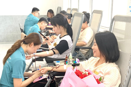 Tích cực hiến máu cứu người