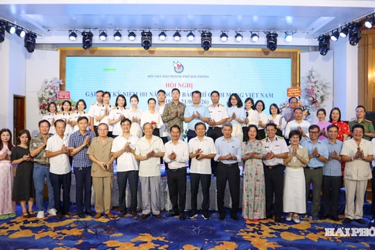 Hội Nhà báo Hải Phòng gặp mặt hội viên nhân kỷ niệm Ngày Báo chí Cách mạng Việt Nam